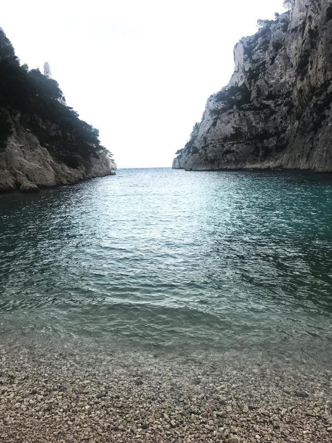 Le Sept Charmant Studio Aux Portes Des Calanques Cassis Exterior photo