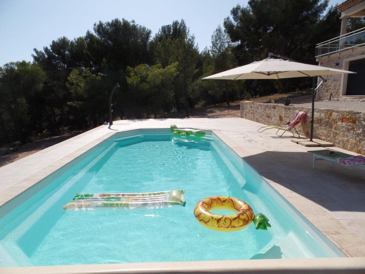 Le Sept Charmant Studio Aux Portes Des Calanques Cassis Exterior photo